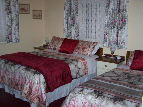 RJ's Bed & Breakfast - Accommodation NSW 2