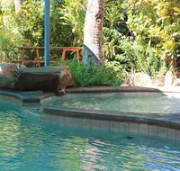 Roey Backpackers and Party Bar - Accommodation NSW