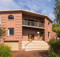 Romeo  Juliet - Accommodation NSW