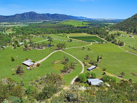 Rosa House In Broke, 4br House In Walking Distance To Cellar Doors - Accommodation NSW 1