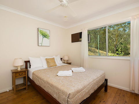 Rosa House In Broke, 4br House In Walking Distance To Cellar Doors - Accommodation NSW 2