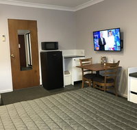 Roydons Motor Inn - Accommodation NSW