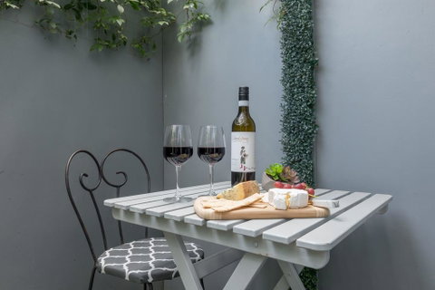 Sailaway Beach House - Accommodation NSW 2