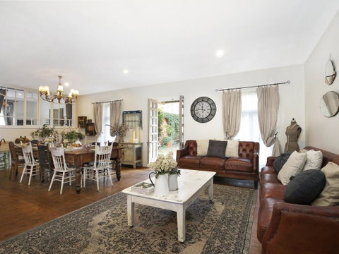 Saint Eloi - La Maison - Accommodation NSW 1