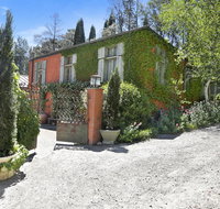 Saint Eloi - le jardin - Accommodation NSW
