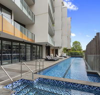 Sandy Hill Apartment by Ready Set Host - Accommodation NSW