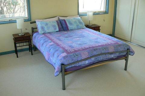 Sandy Point Beach Escape 1 Bedroom Apartment - Accommodation NSW 2