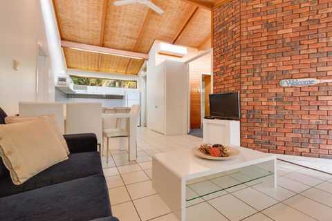 Sapphire Sea N Sand - Accommodation NSW 2