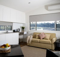 Savannah Cabins Taronga Western Plains Zoo - Accommodation NSW