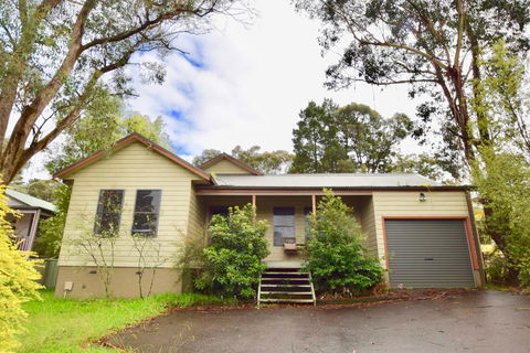 Scenic Cottage Of Katoomba - Accommodation NSW 0