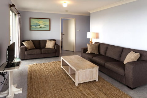 Seascape Beach House - Accommodation NSW 3