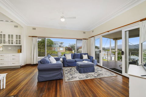 Shellseekers, 4 Hodgson Street - Accommodation NSW 2