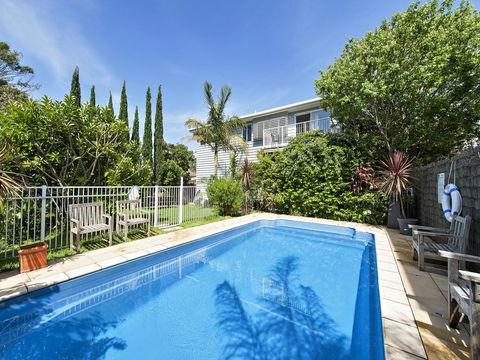 SHOAL BAY RIGGERS - Accommodation NSW 0