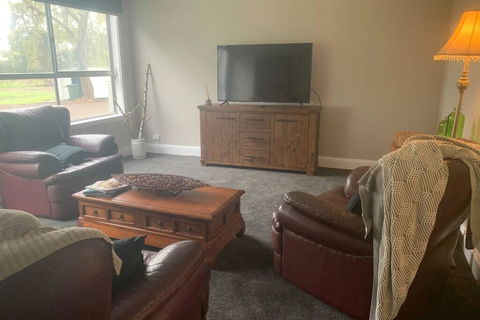 Skibo Cottage - Accommodation NSW 3