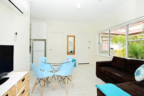 Smugglers Resort-Style Apartments No 9 - Accommodation NSW 3