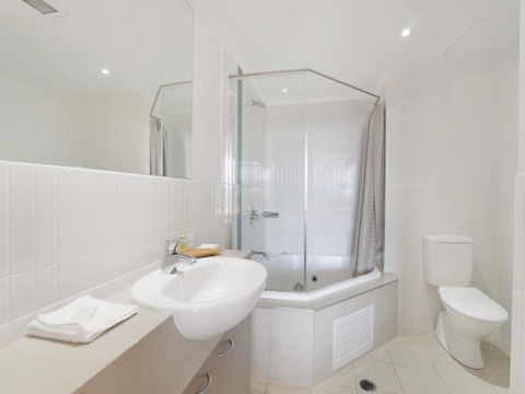 Soho - Ettalong Beach Resort - Accommodation NSW 1