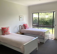 Spray Point Beach House entertaining deck - Accommodation NSW