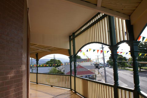 St Marys Hotel And Bistro - Accommodation NSW 2