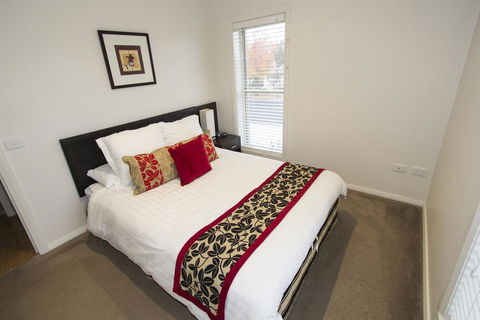 Stay Bathurst - Accommodation NSW 2