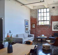 Stylish Warehouse Conversion In The Heart of Fitzroy - Accommodation NSW