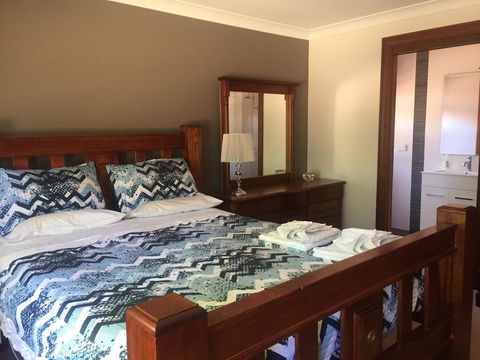 Sudbury - Accommodation NSW 1