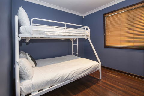 Sugar Shack - Character Family Home Right On The Ocean - Accommodation NSW 1