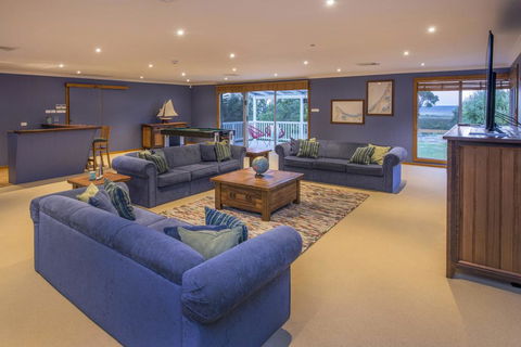 Sugar Shack - Character Family Home Right On The Ocean - Accommodation NSW 3
