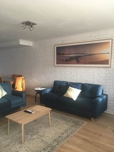 Sunlit Townhouse - Accommodation NSW 0