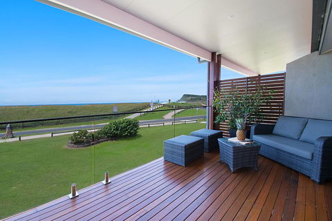 Sunrise Reef Unit 2 - Lennox Head - Accommodation NSW 0