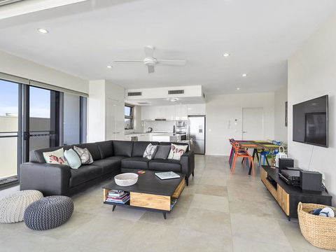 Surf 101 On Cabarita Beach - Accommodation NSW 2