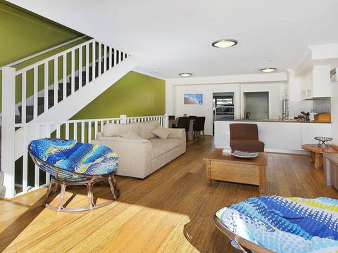 Surf Beach Townhouse - Accommodation NSW 3