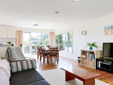 Surf Beach Views - Quiet Position, Close To Beach - Accommodation NSW 3