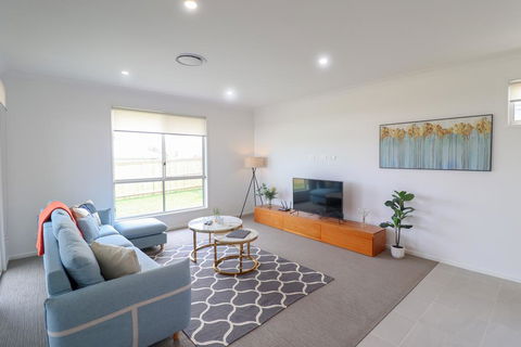 Surfers Paradise At Catherine Hill Bay - Accommodation NSW 3