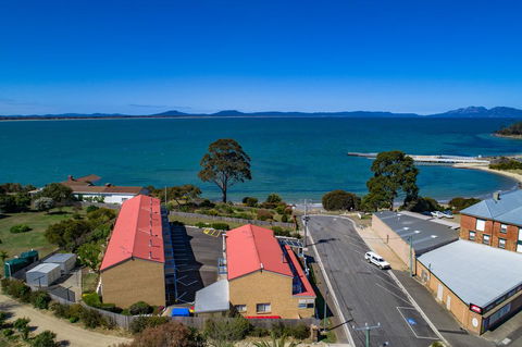 SWANSEA VILLAS - Accommodation NSW 1