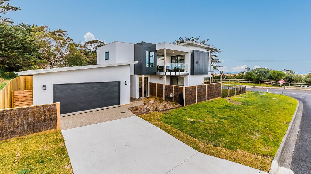 Inverloch VIC Accommodation NSW