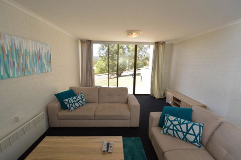 Tanderra 2 - Accommodation NSW 3