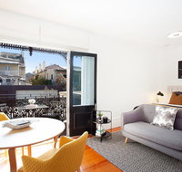 Tasteful Modern Studio 2.3Km From City Centre - Accommodation NSW