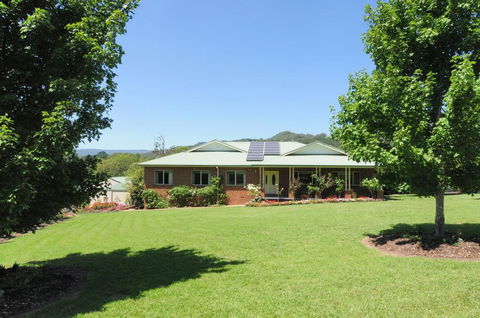 Tatiara - Spacious Family Friendly Home! - Accommodation NSW 1
