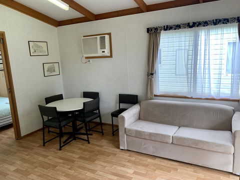 Tatura Cabin & Caravan Park - Accommodation NSW 2