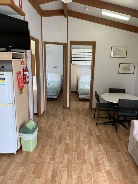 Tatura Cabin & Caravan Park - Accommodation NSW 1