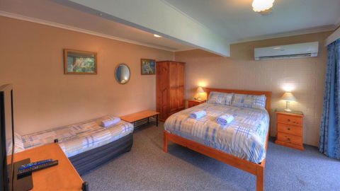 The 2C's Bed & Breakfast - Accommodation NSW 0