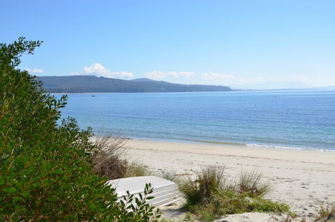 Yolla Beach House - Accommodation NSW 8
