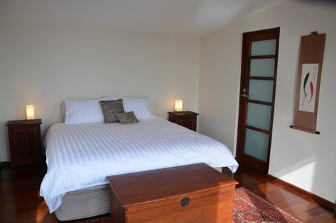 Yolla Beach House - Accommodation NSW 4