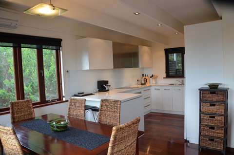 Yolla Beach House - Accommodation NSW 5