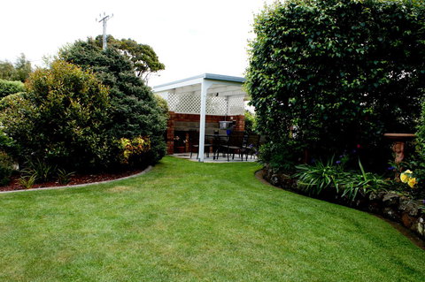 Shearwater Cottages - Accommodation NSW 13