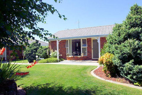 Shearwater Cottages - Accommodation NSW 2