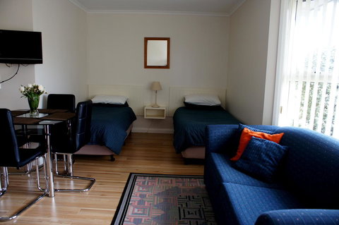 Shearwater Cottages - Accommodation NSW 7