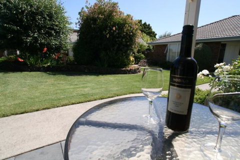 Shearwater Cottages - Accommodation NSW 17