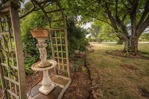 Glencoe Country Bed And Breakfast - Accommodation NSW 31