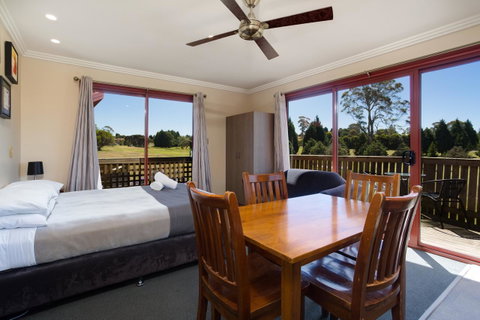 Tamar Valley Resort Grindelwald - Accommodation NSW 7